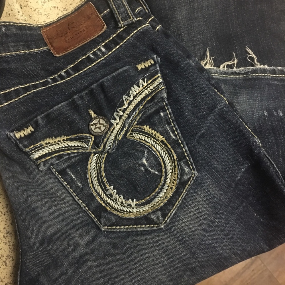 Big star boot cut buckle jeans. Size 26 long